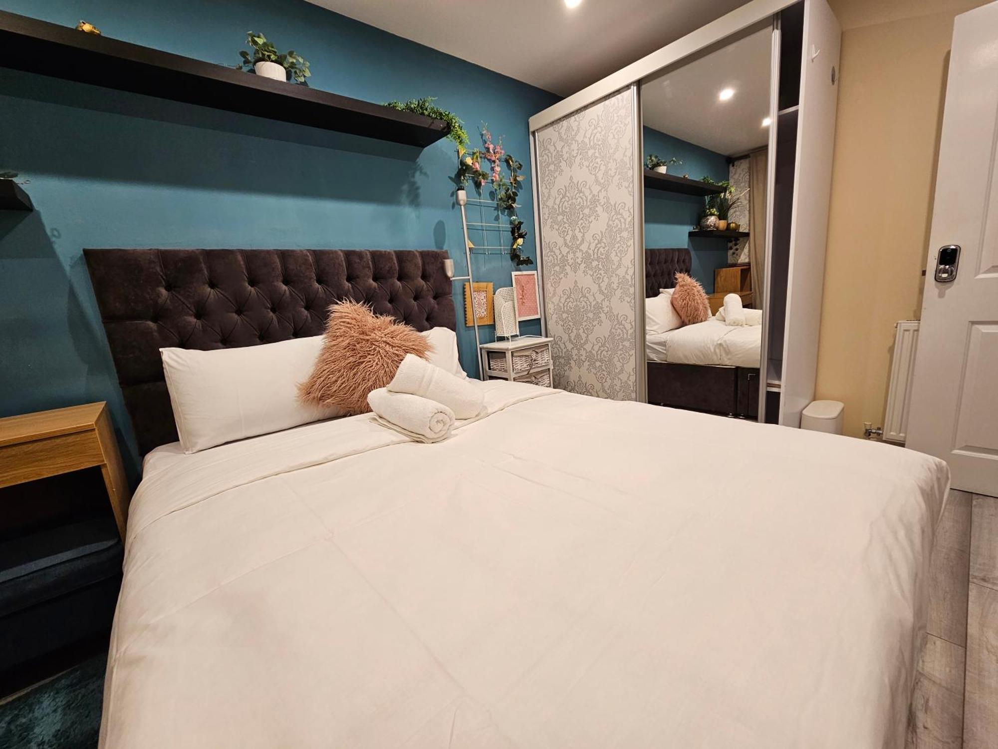Wallwood Rooms Лондон Екстер'єр фото