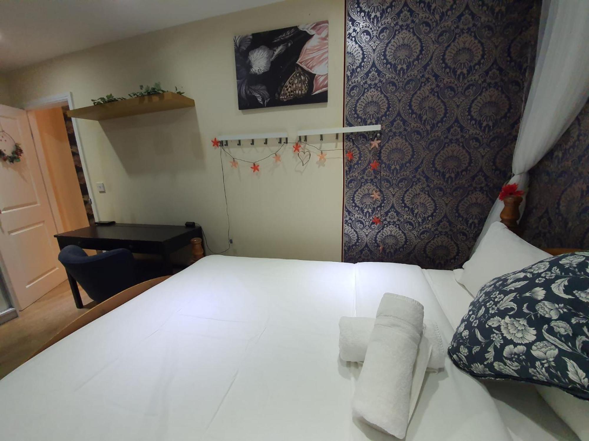 Wallwood Rooms Лондон Екстер'єр фото