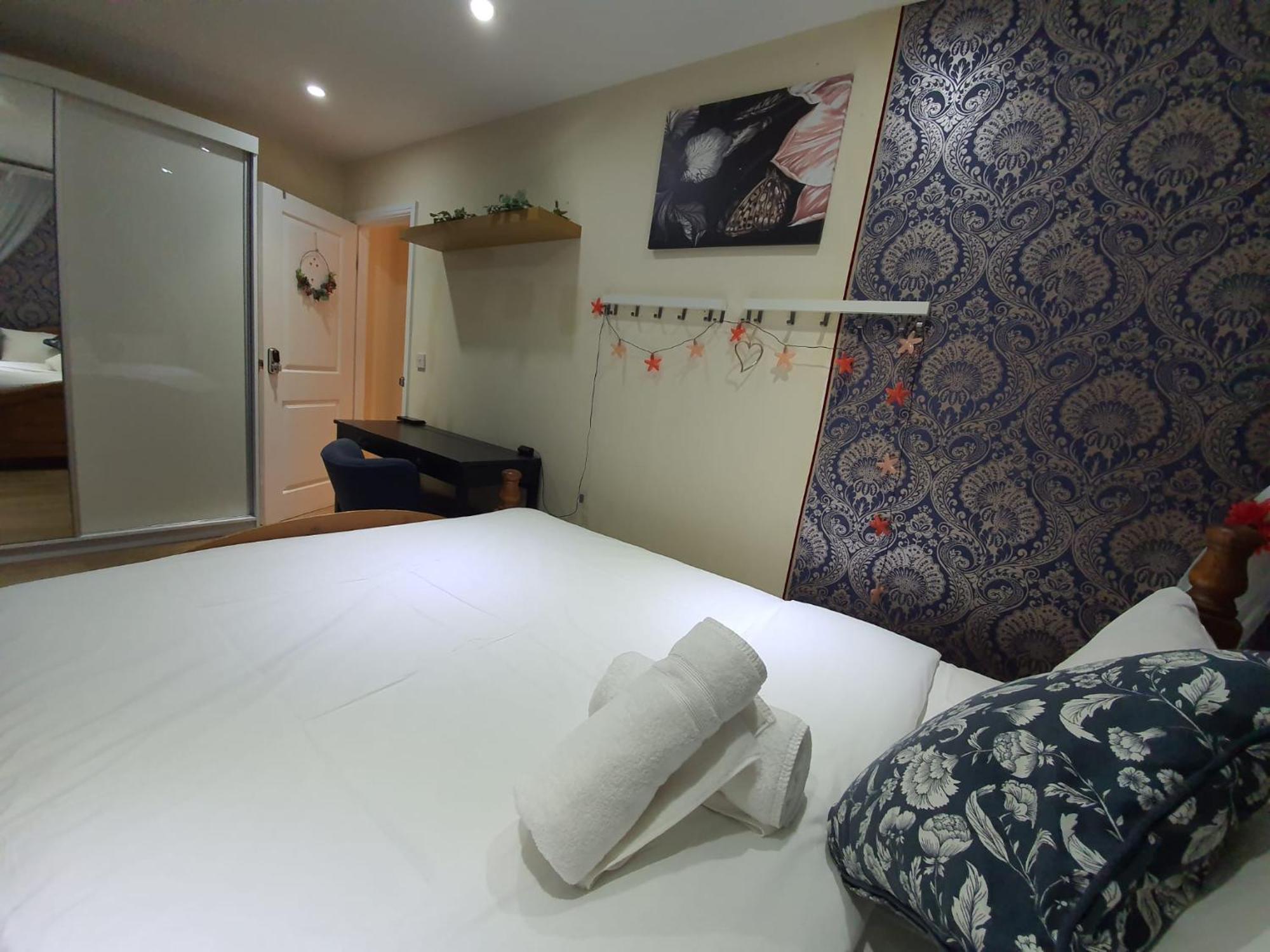 Wallwood Rooms Лондон Екстер'єр фото