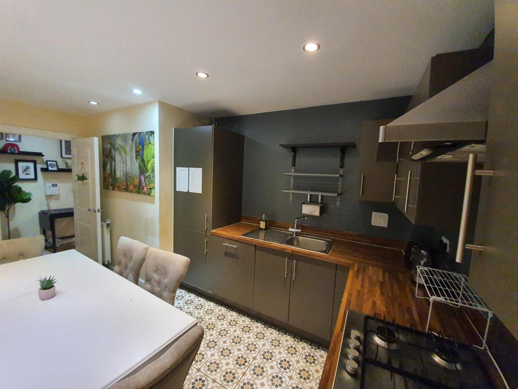 Wallwood Rooms Лондон Екстер'єр фото